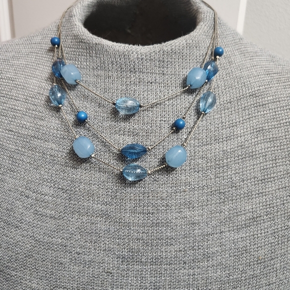 Blue Beaded Necklace Silver Tone 3 Strand - Picture 4 of 6